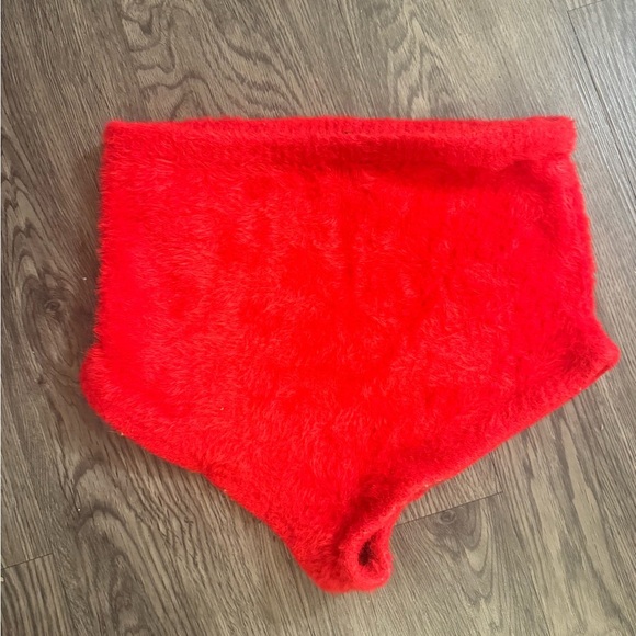 For Love and Lemons furry red shorts extremely limited edition - Picture 8 of 8
